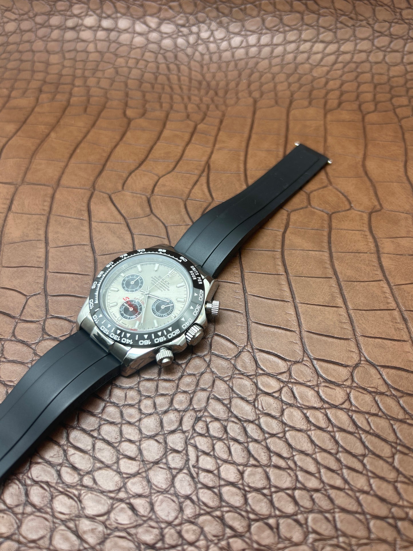 Dayt gomma silver
